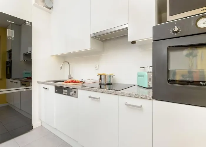 Pastel & Cozy With A Spacious Terrace In By Renters Apartment