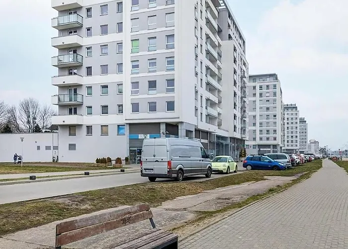 Pastel & Cozy With A Spacious Terrace In By Renters Apartment Danzig