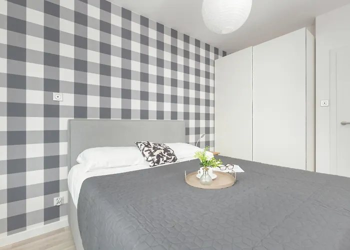 Apartment Pastel & Cozy With A Spacious Terrace In By Renters Gdansk