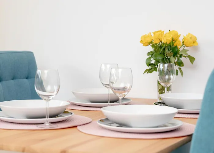 Pastel & Cozy With A Spacious Terrace In By Renters *
